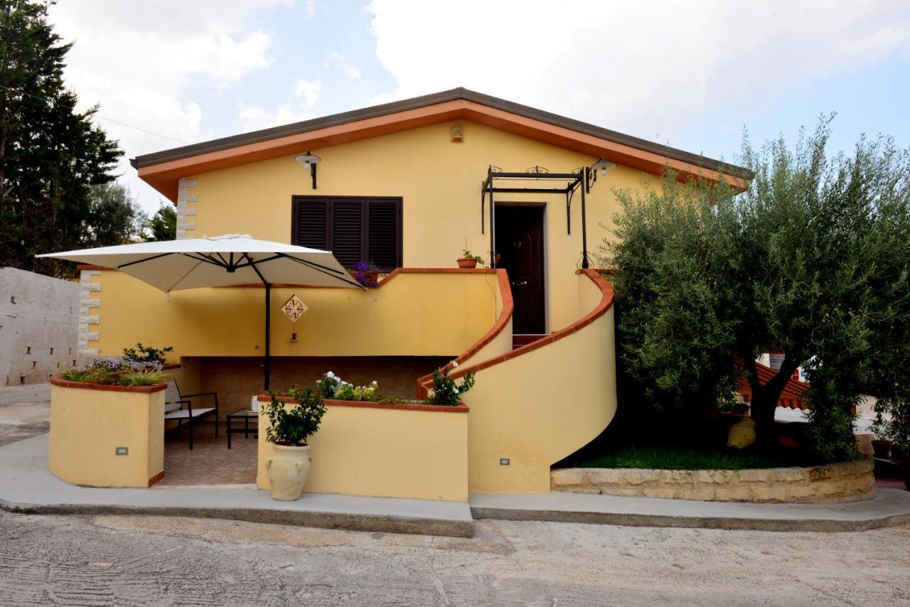 Balconcino Sugli Ulivi Bed & Breakfast Noto Exterior photo